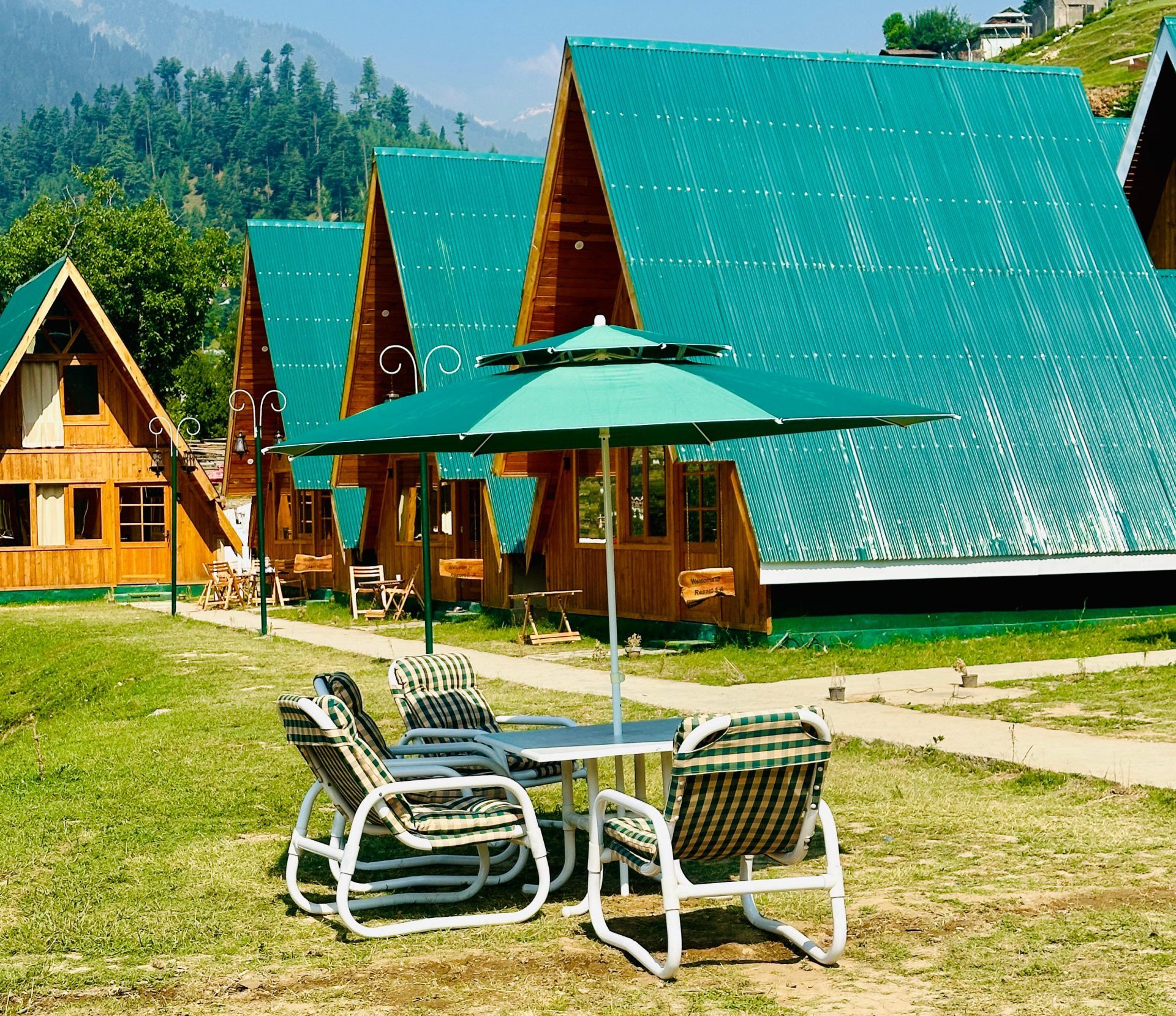 Upper Neelum hotels